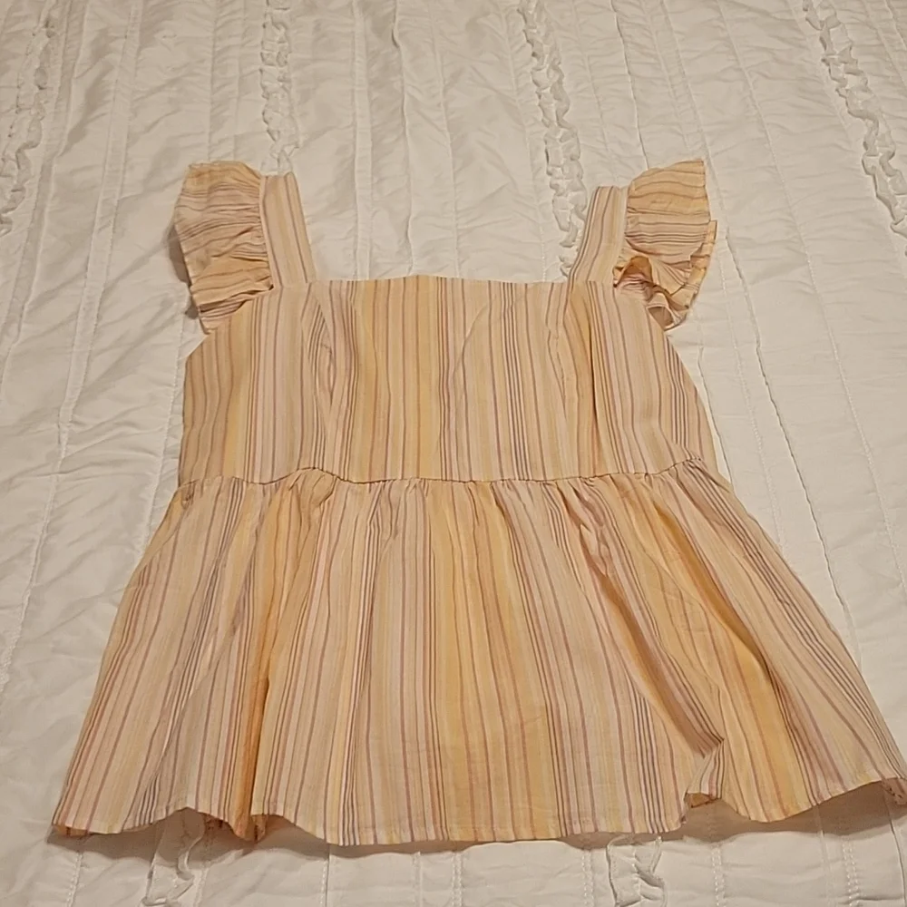 Perfectly Priscilla Ruffle Top - Picture 2 of 3